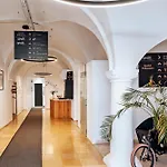 Hotel Sgrafit - Self Check-in Retz