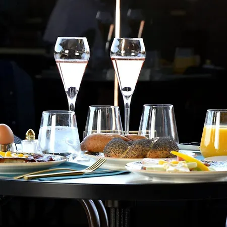 Sgrafit - Self Check-in Retz