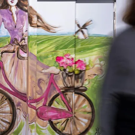 Stadthotel - Sgrafit - Self Check-in * Retz