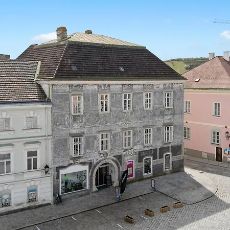 Stadthotel - Sgrafit - Self Check-in Hotel Retz