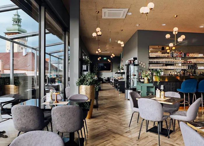 Sgrafit - Self Check-in Hotel Retz