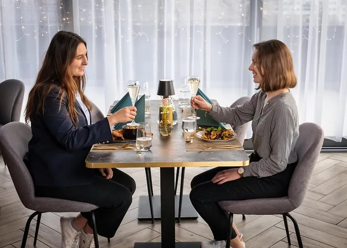 Hotel Sgrafit - Self Check-in Retz