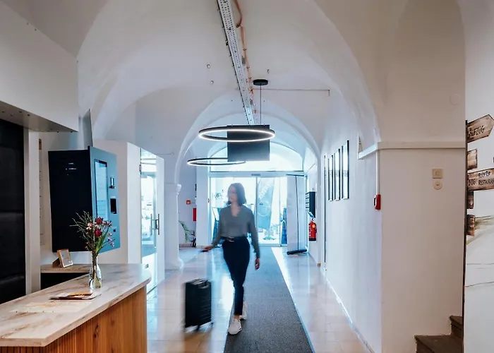 Sgrafit - Self Check-in *